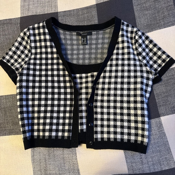 FOREVER 21 - Black and White Plaid Set of Cami and Shirt - Picture 1 of 6